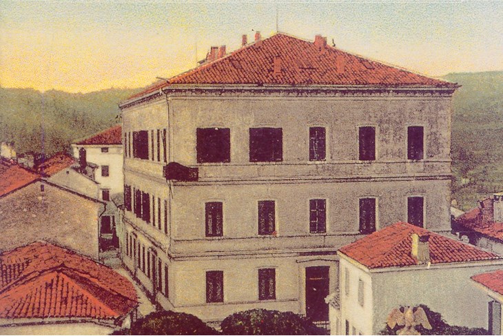 Zgrada Carsko-kraljevske velike državne gimnazije u Pazinu (Foto: Arhiv Hrvatske gimnazije u Pazinu)