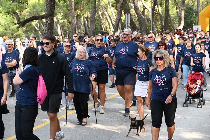 Na humanitarnoj utrci i šetnji na pulskim Valkanama prikupljeno je 4.420 eura (Snimio Duško Marušić Čiči)