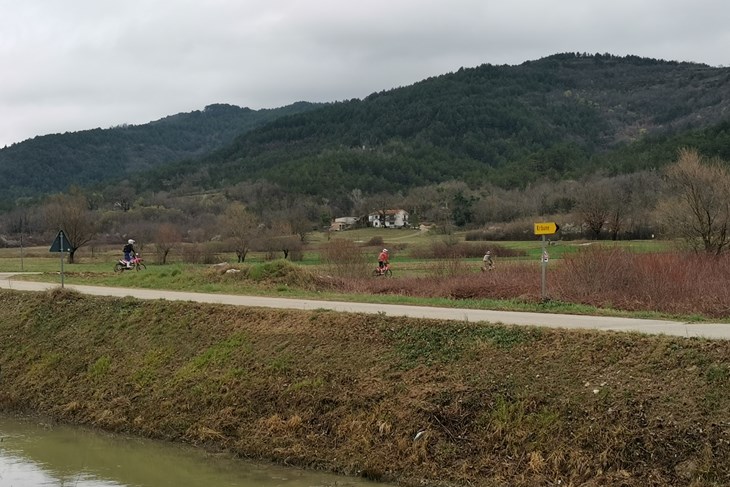 Enduro vozači na Pićanštini (Snimio Branko Biočić)