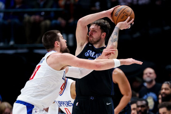 Ivica Zubac i Luka Dončić (Foto: Reuters)