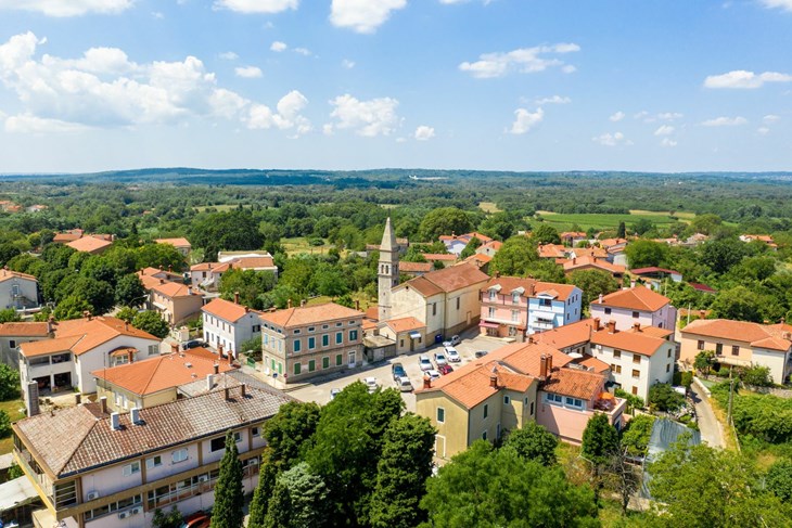 Nedešćina (Arhiva Glasa Istre)