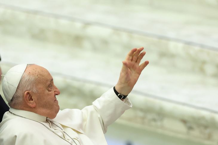 Papa Franjo (Reuters)