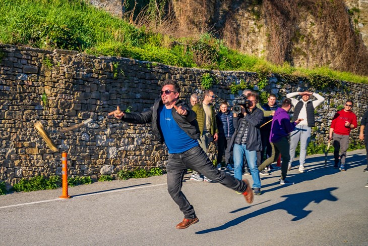 Alen Melon, ovogodišnji pobjednik igre na rog (Foto: TZ Motovun)