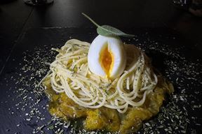 "Spaghetti alla space invaders"