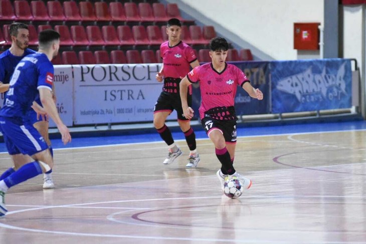 PRVIJENAC U PULSKOM DRESU - Joaquin Castro Herrero (Foto: Futsal Pula)