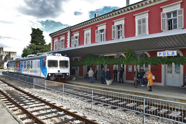 Na stanici u Puli uskoro se očekuju moderniji vlakovi (Snimio: Duško Marušić Čiči/Glas Istre)