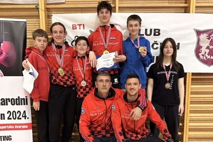 Istarske perjanice - Članovi Planet Sporta s trenerima Ervinom Karamanom i Senadom Trešnjićem