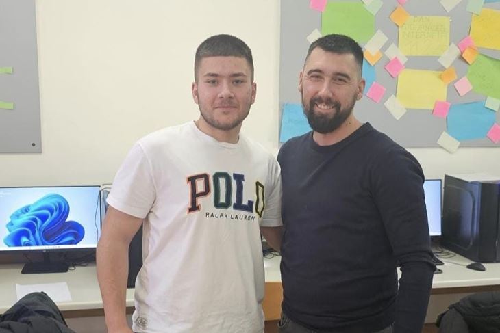 Alen Čindrak i prof. Dalibor Pašić (Foto Gospodarska škola Buje)