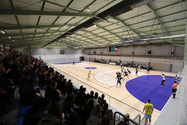 Derbi RK Umag – RK Buzet u novootvorenoj umaškoj dvorani (Foto: Grad Umag)
