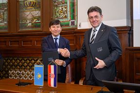 Murat Karimsakov, predsjednik Uprave Međunarodne trgovinske komore Kazahstana i Luka Burilović, predsjednik HGK (Foto: HGK)