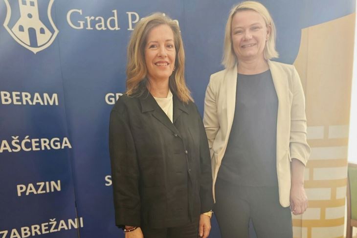 Majda Milevoj Klapčić i Suzana Jašić (Foto Grad Pazin)