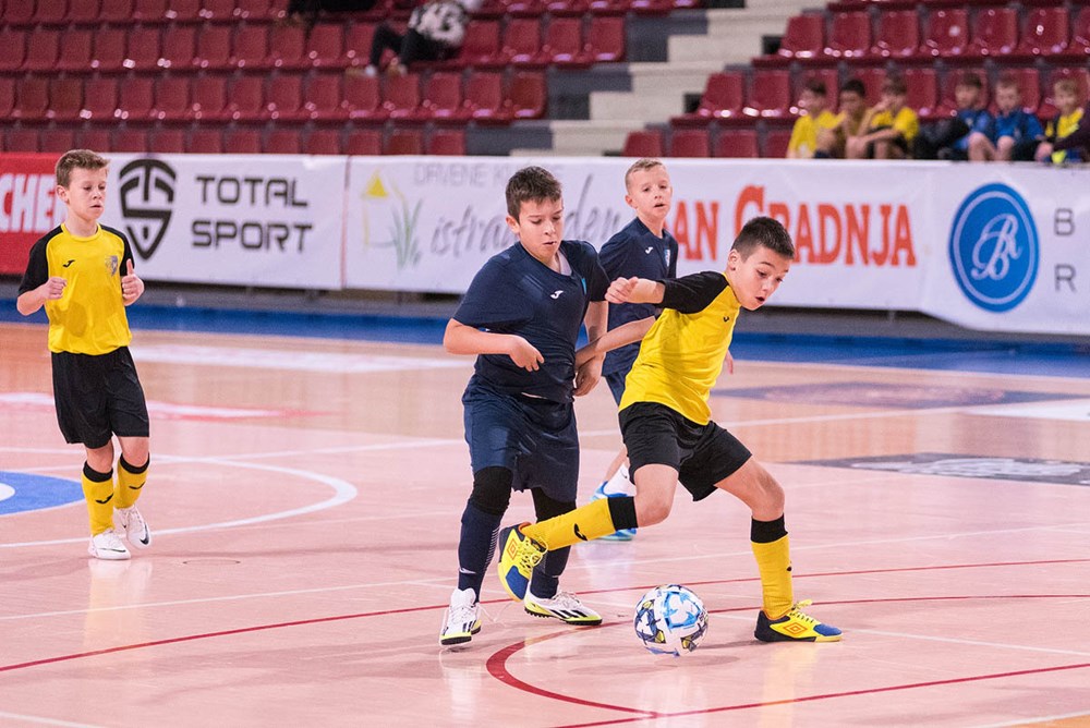 (Futsal Pula)
