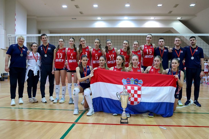 Hrvatska ženska U-16 reprezentacija 