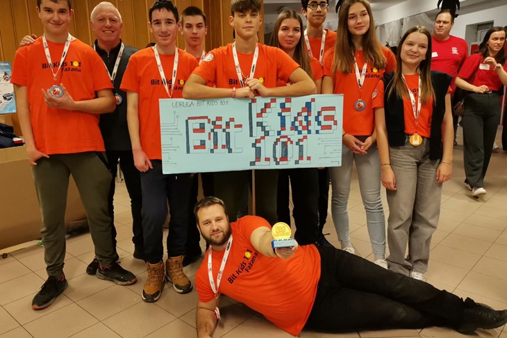 (Foto Udruga za informatiku i robotiku "Bit kids 101")