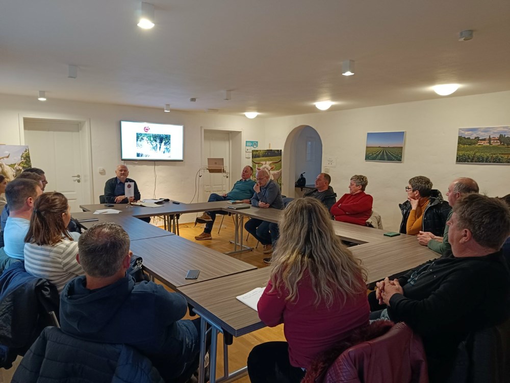 Uzgajivači istarske koze na svojoj skup&scaron;tini (AZRRI)