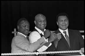 Joe Frazier, George Foreman i Muhammad Ali (Reuters)