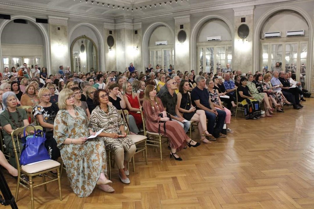 Humanitarna akcija Slušamo rukama, u organizaciji Inner Wheel kluba Pula i suradnji s Glazbenom školom Ivana Matetića Ronjgova (Privatna arhiva)
