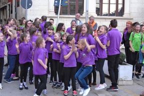 Dječji festival duhovne glazbe "Iskrice"