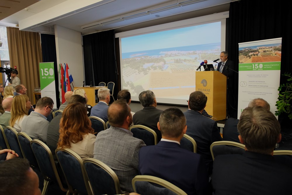 (Institut za poljoprivredu i turizam)