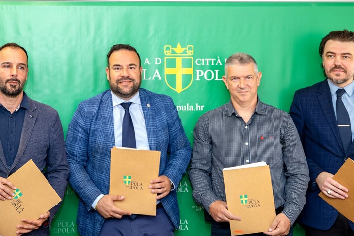 (Foto Grad Pula)