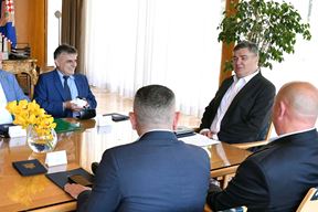 (Ured predsjednika Republike Hrvatske / Tomislav Bušljeta)