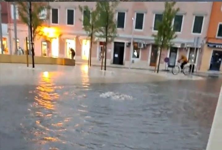 (Screenshot iz videa)
