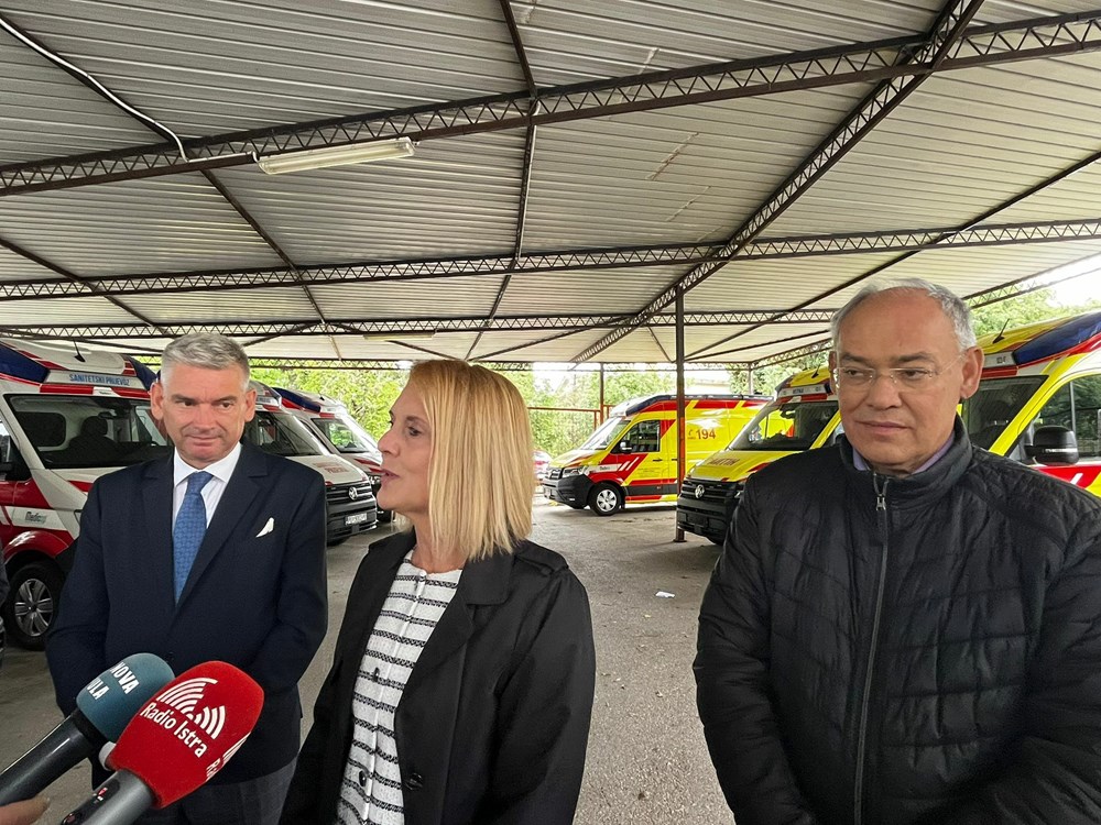 (Snimila Matea Čelebija)