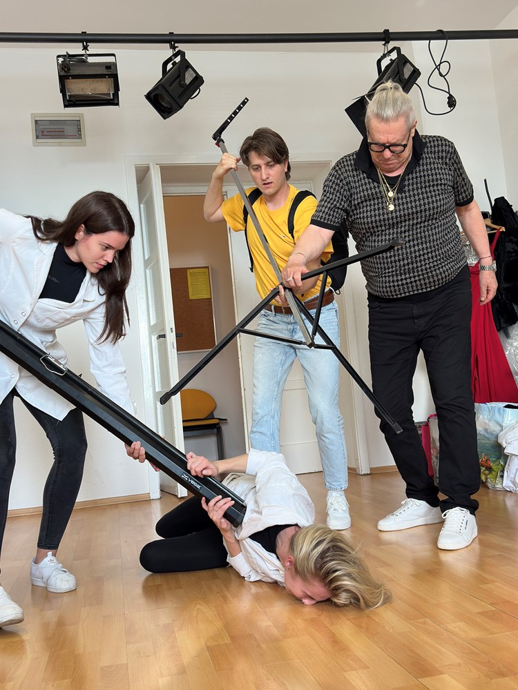 Damir Zlatar Frey i glumci Dramskog studija Umag - Luana Kličić, Goran Jurica i Milica Marković (Snimio Marko Fereni Frey)