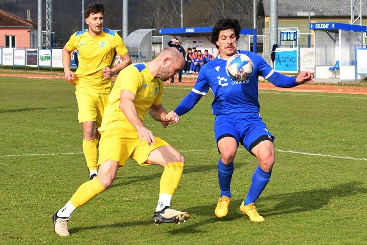 Toni Pinčan (Rovinj) i Adam Mofardin (Pazinka) (Snimio Milivoj Mijošek)