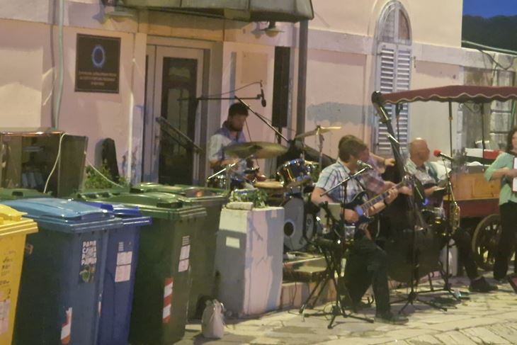 Kante u Rovinju razne manifestacije na otvorenom "prate" iz prvog reda (Snimila Nina Orlović Radić)
