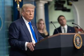 (White House)