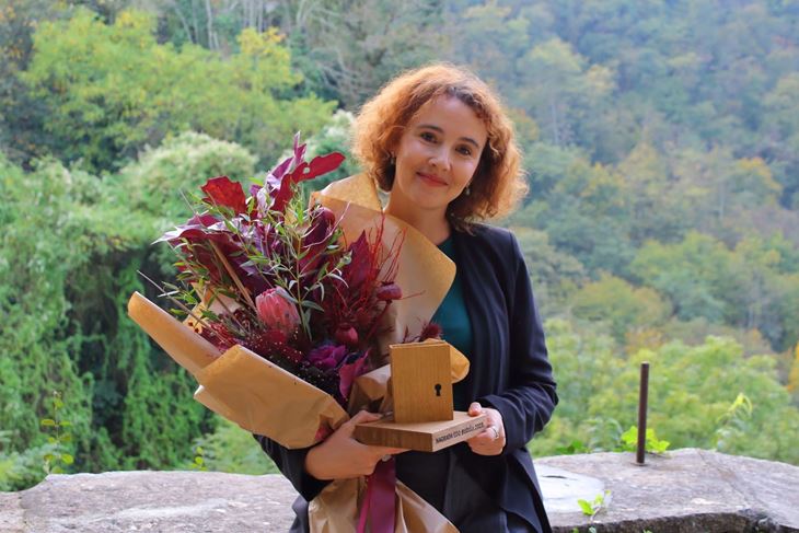 (Kuća za pisce – Hiža od besid)