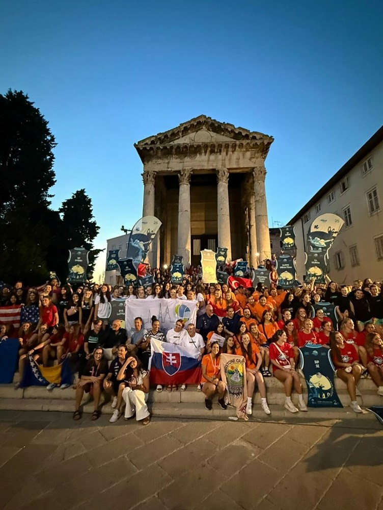 Pulski Forum ispunjen odbojkašicama (Global Challenge)