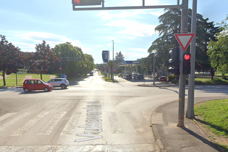 (Google Maps)