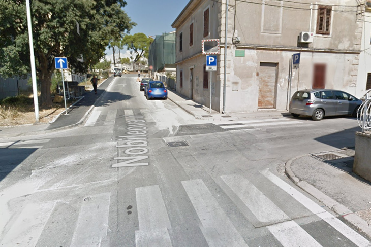 (Google Maps)