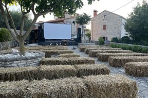 Festivala na dragom kamenu