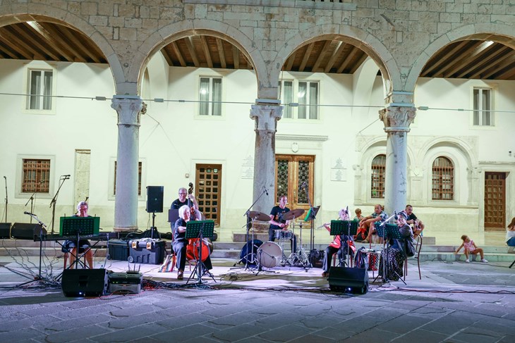 (Privatna arhiva)
