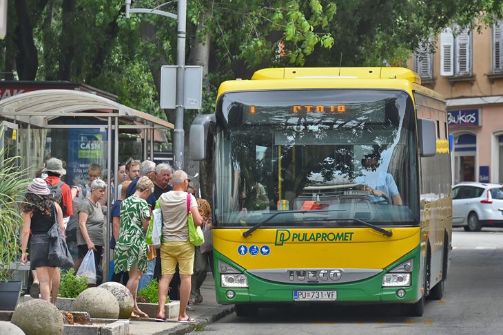 (Arhiva Glasa Istre)