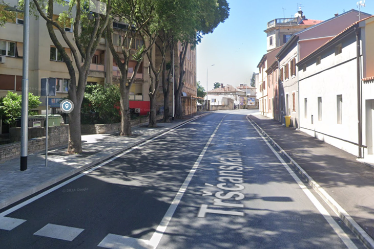 (Google Maps)