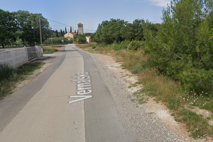 (Google Maps)