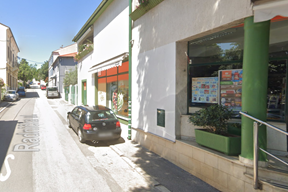 (Google Maps)