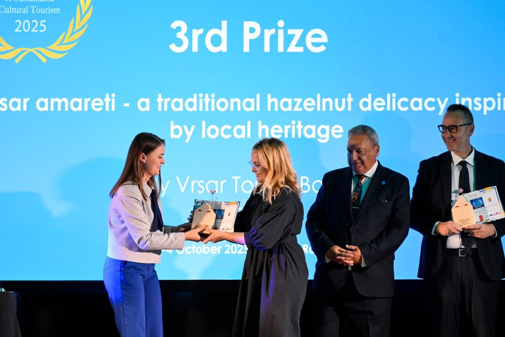 (Vrsaranski amareti)