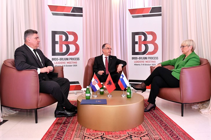 (Ured predsjednika Republike Hrvatske / Tomislav Bušljeta)