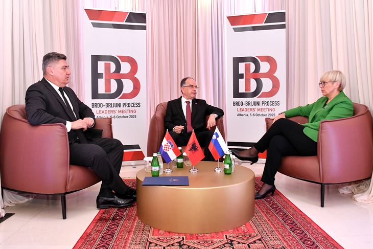 (Ured predsjednika Republike Hrvatske / Tomislav Bušljeta)