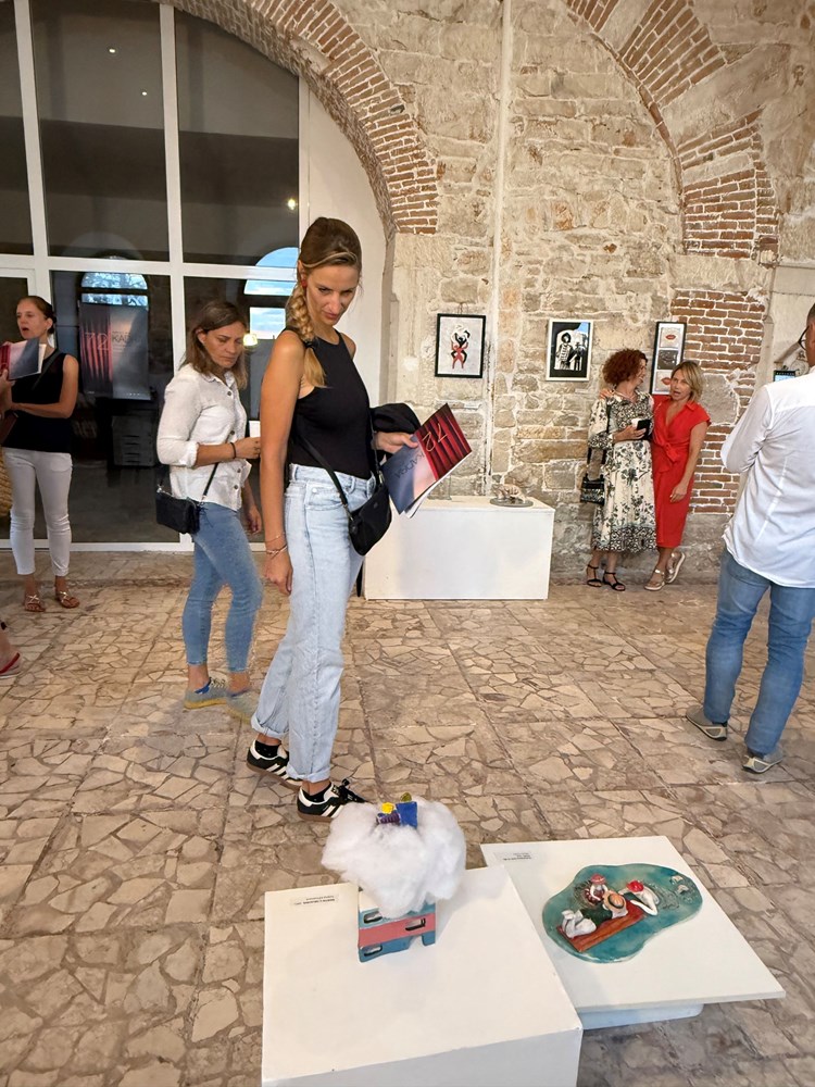 (Art studio)