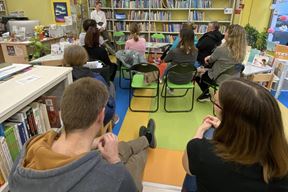(Gradska knjižnica i čitaonica)