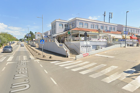 (Google Maps)
