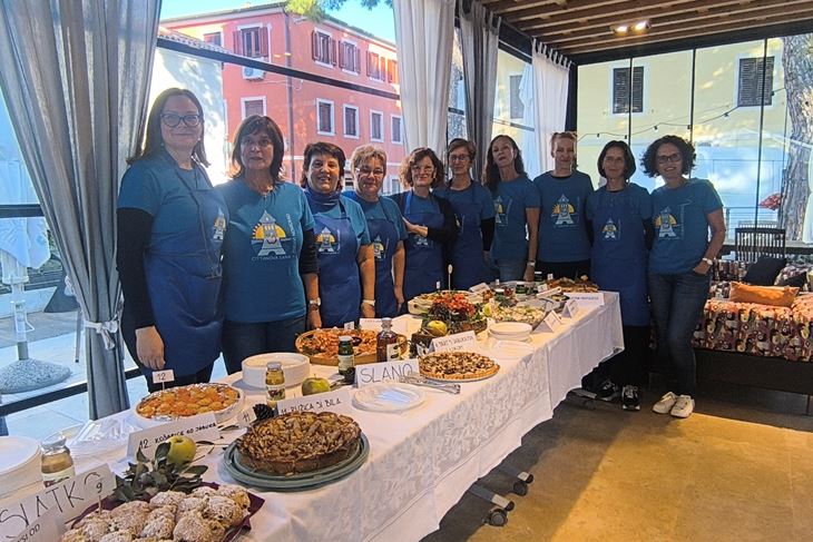 Članice udruge Zdravi Novigrad (Snimio Zvonimir Guzić)