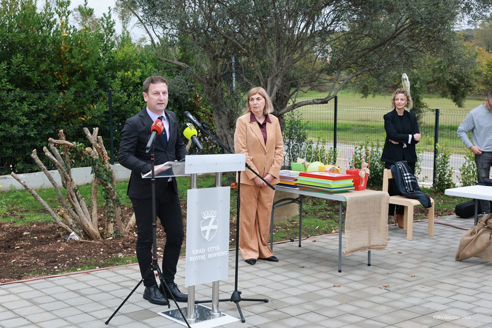 (Foto Grad Rovinj - vrtić)