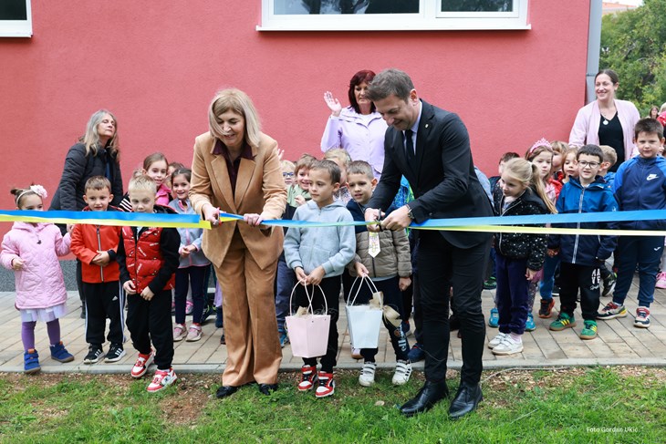 (Foto Grad Rovinj - vrtić)